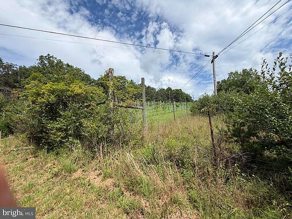 4th image of 285 Clay Lick Ridge Rd