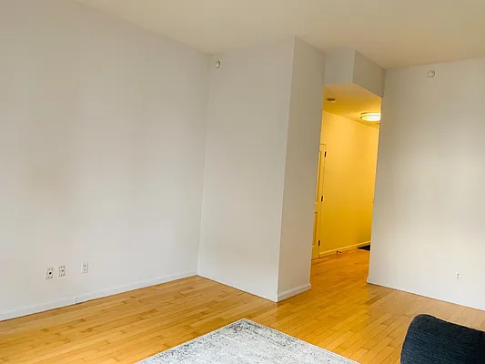 Rented by Level Group | media 20