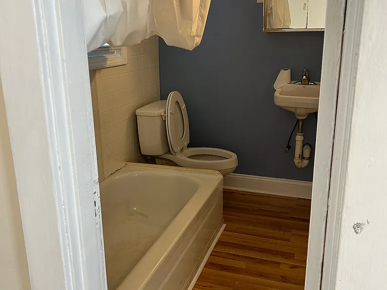 728 M St — Photo 16