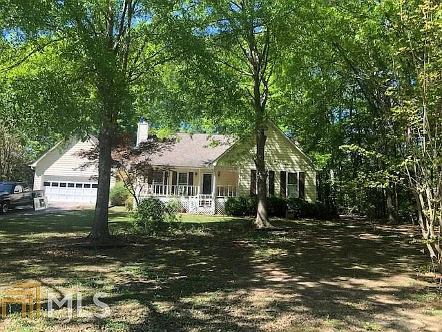 1623 Carriage Hills Dr photo 1