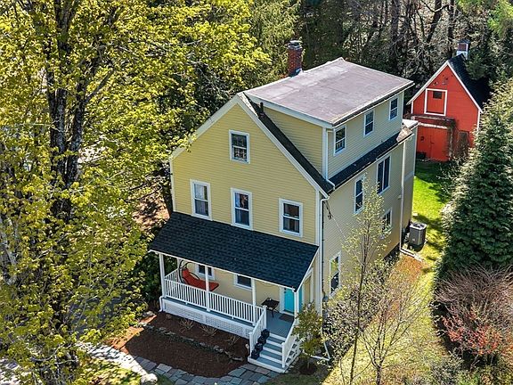 3rd image of 77 Brook Rd