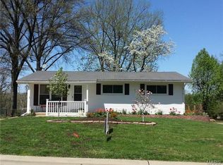 11007 Ridge Forest Ct, Saint Louis, MO 63126