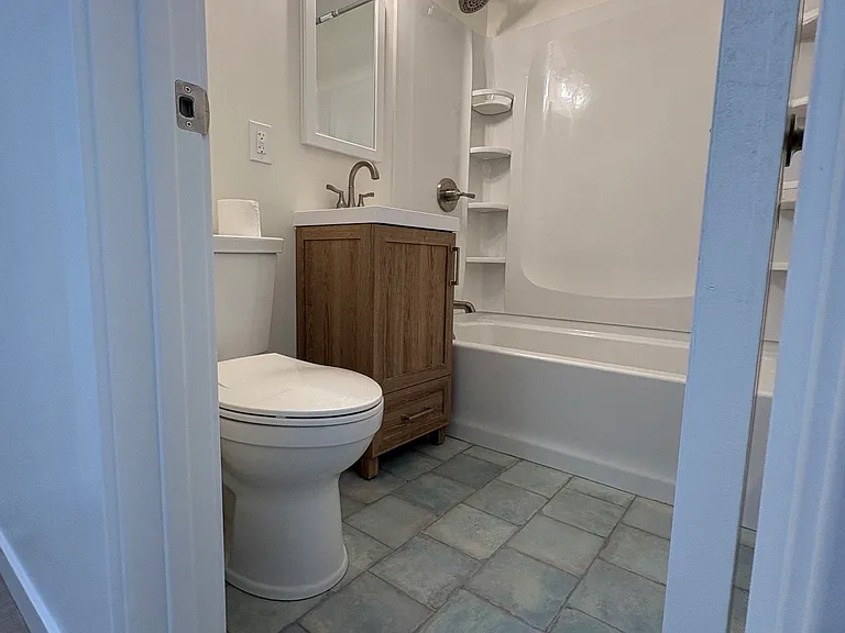 945 N Moorewood Dr — Photo 8