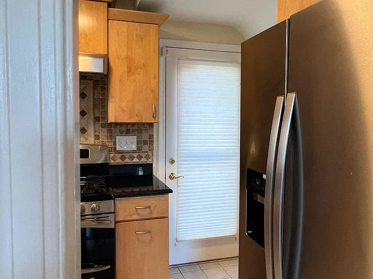4717 Arlington Blvd — Photo 11