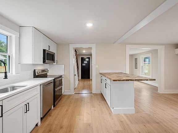 5th image of 553 Highland Ave
