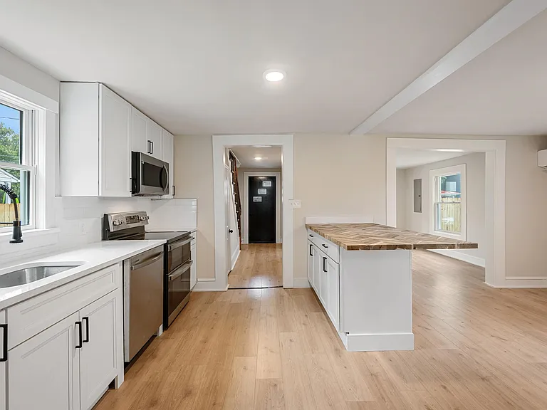 553 Highland Ave — Photo 5