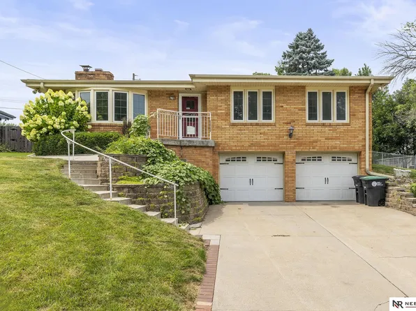 618 S 113th Ave, Omaha, NE 68154