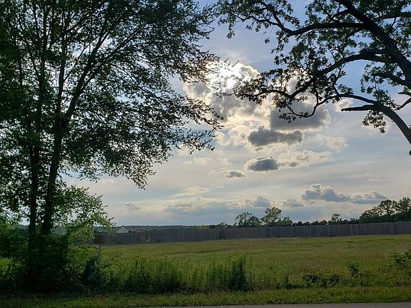 3rd image of 17858 County Road 122