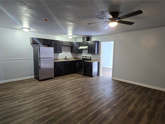 4th image of 716 N 11th St #2