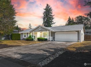16215 7th Avenue Ct E, Tacoma, WA