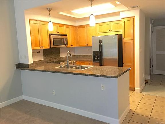 2nd image of 92-1512 Aliinui Dr #1305