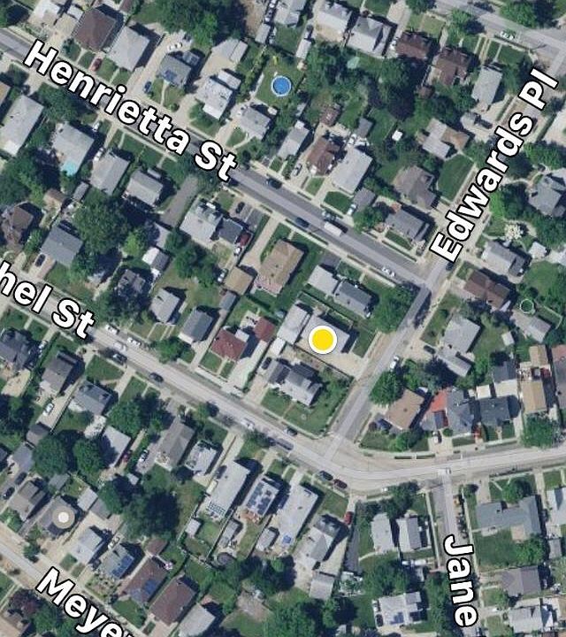 2nd image of 14 Edwards Pl