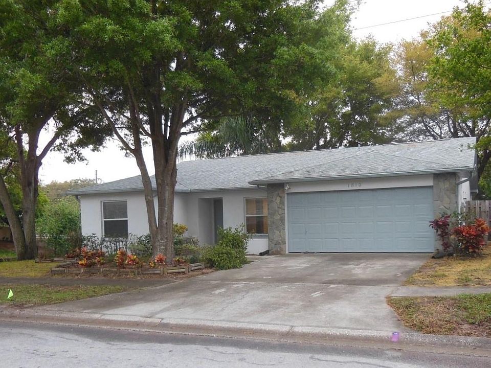 1st image of 1810 Willow Oak Dr S