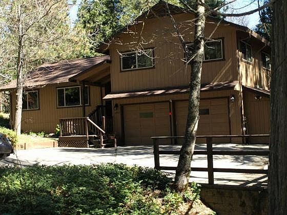 1st image of 22547 N Tuolumne Rd