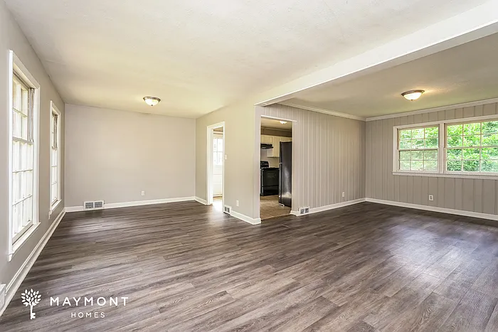2326 Kaywood Ln — Photo 6