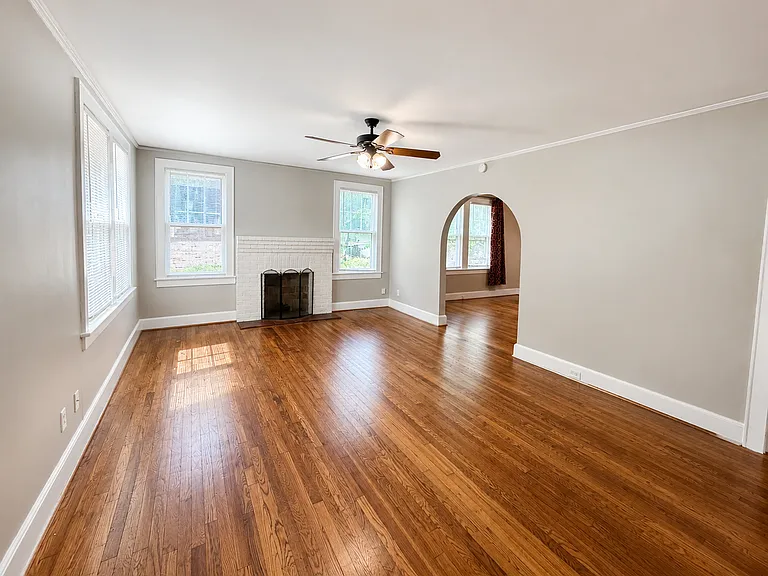 3704 Palmetto Ave — Photo 2