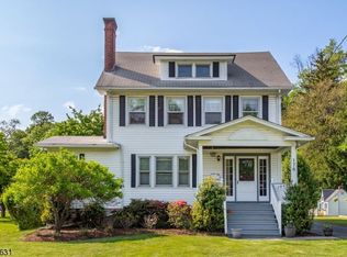 176 Grove Ave #1, Verona, NJ 07044