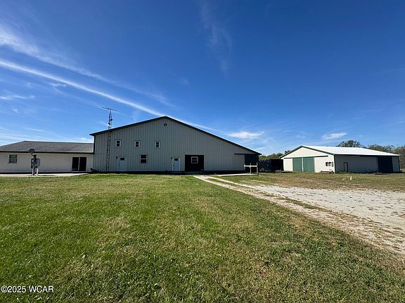 3rd image of 23385 Township Road 126