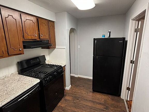 3rd image of 8130 Myrick St