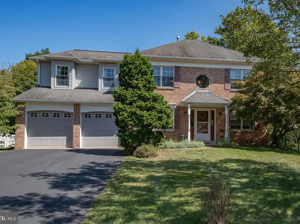 270 Freeland Dr, Collegeville, PA 19426