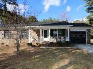 66 Brandywine Dr, Forsyth, GA