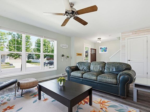 4th image of 440 Galileo Dr