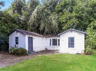 1212 J J Flewellen Rd, Waco, TX 76704