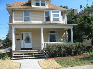 945 North Ave, Waukegan, IL 60085