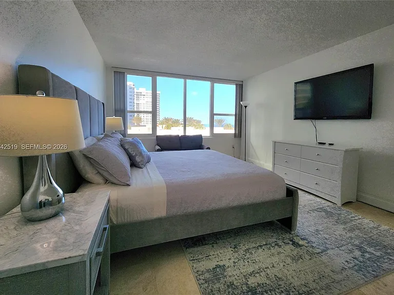 3505 S Ocean Dr #412 — Photo 17
