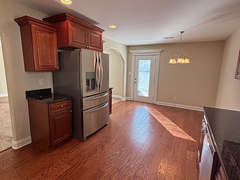 859 Wells Rd — Photo 6