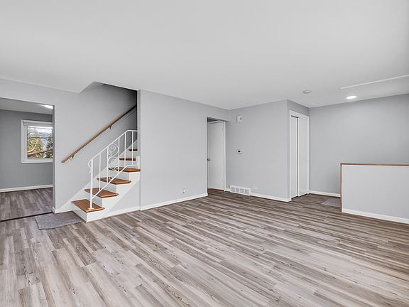 3rd image of 545 James Ct Unit C