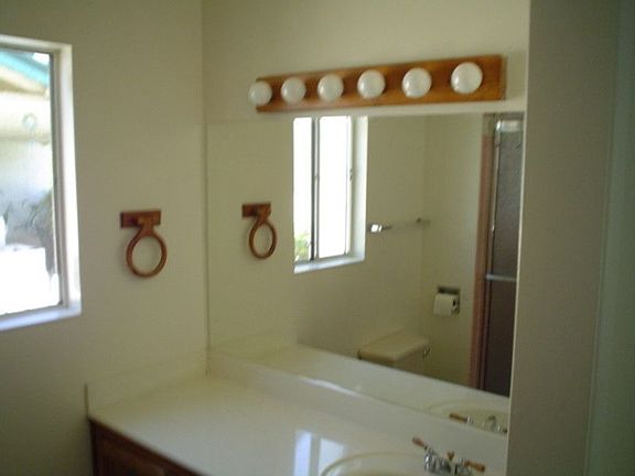 5th image of 204 Olympic Cir