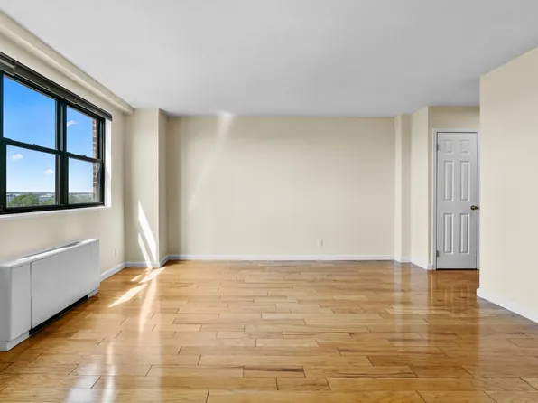 1225 Kennedy Boulevard image 10 of 19