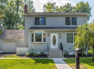 25 Grove St, Lincoln Park, NJ 07035
