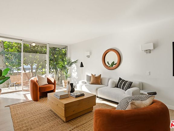 2nd image of 1351 N Crescent Heights Blvd APT 113
