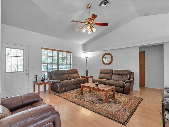 5th image of 1600 Taylor Lake Cir