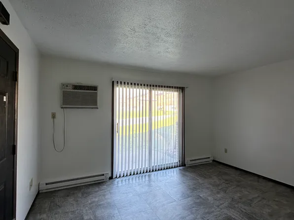40 Fernwood Ave, Weirton, WV