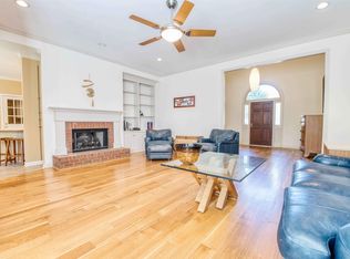 8795 S Poplar Lake Dr, Germantown, TN 38138