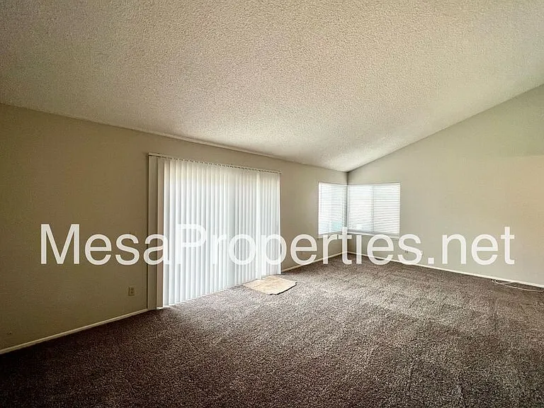 12392 Whistler St — Photo 16