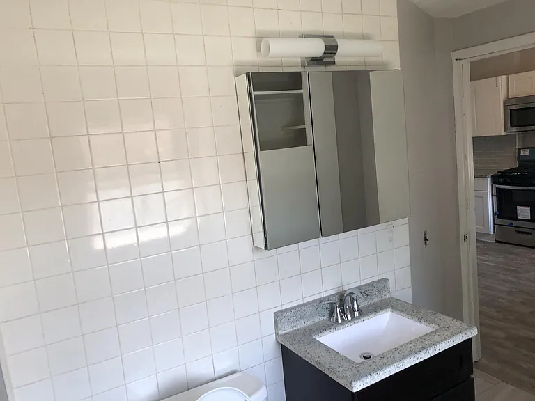 361 N Midler Ave #2 — Photo 7