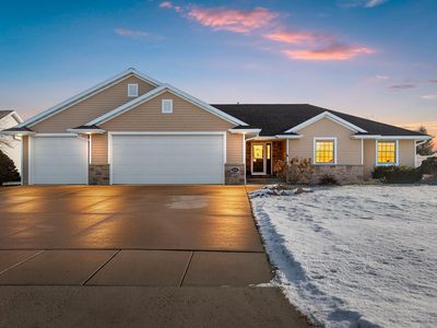 2141 Wheat Way, Green Bay, WI, 54311