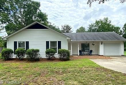 1st image of 4304 Butterfield Dr