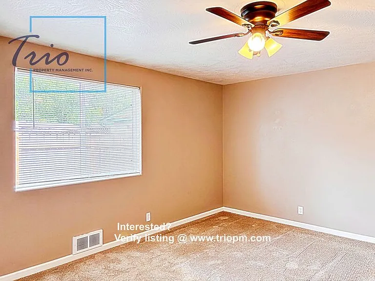 3595 Marshall Ave — Photo 10