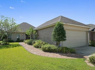 5328 Courtyard Dr, Gonzales, LA 70737