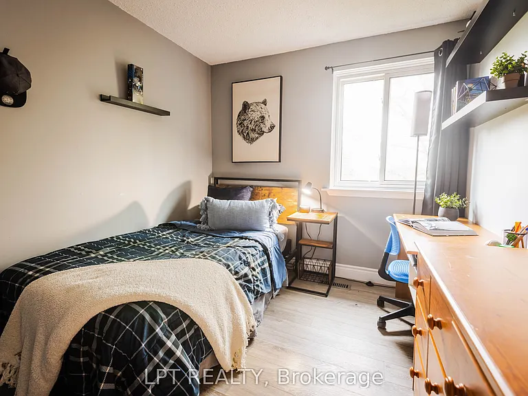 318 Laurier Ave #3 — Photo 14