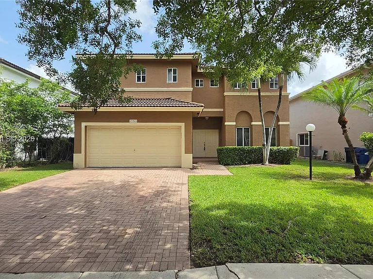 15743 SW 145th Ter — Photo 33