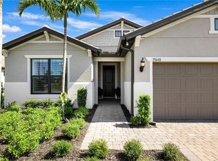 19648 Beechcrest Pl, Estero, FL 33928