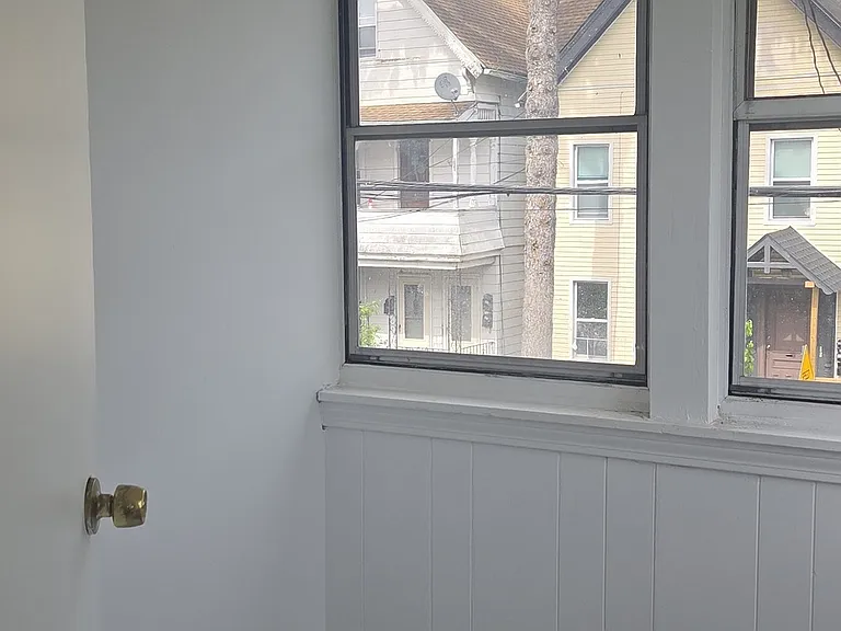 426 Poplar St #2 — Photo 7