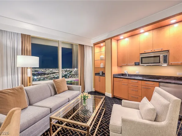 2000 N Fashion Show Dr Unit 5617, Paradise, NV 89109