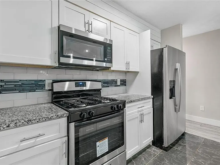 494 Plainville Dr SW — Photo 15
